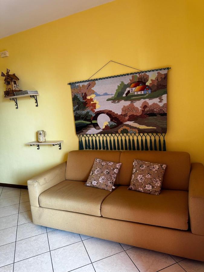 Residence Laguna Beach Pianello Del Lario エクステリア 写真